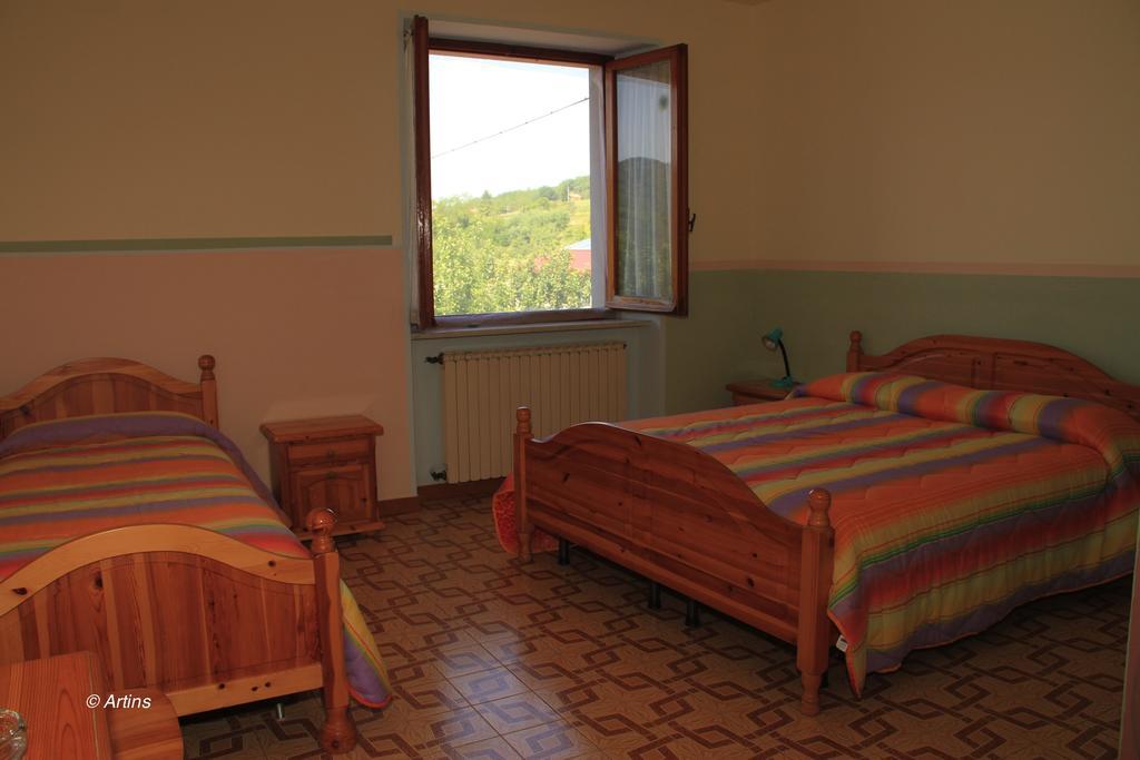Agriturismo La Praduscella Фівіццано Номер фото