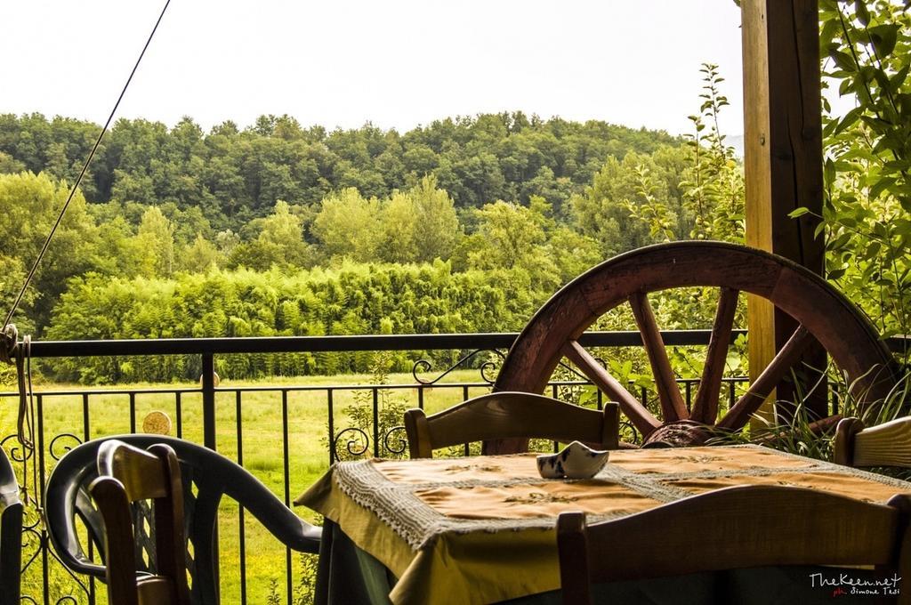 Agriturismo La Praduscella Фівіццано Екстер'єр фото