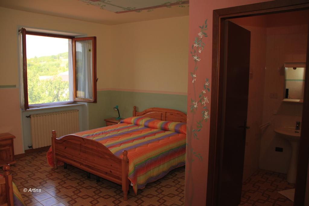 Agriturismo La Praduscella Фівіццано Номер фото
