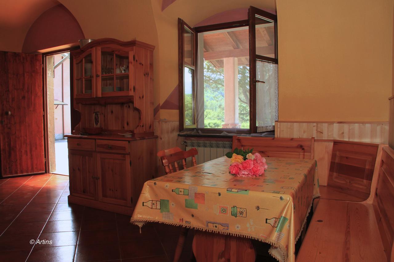Agriturismo La Praduscella Фівіццано Екстер'єр фото